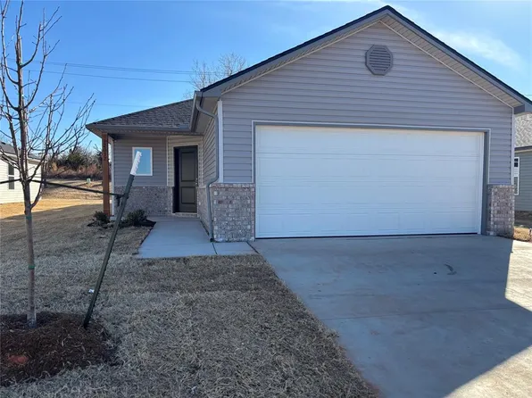 12032 SW 36th St, Mustang, OK 73064