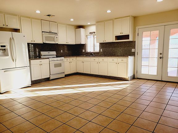 5th image of 1813 Gatewood Dr