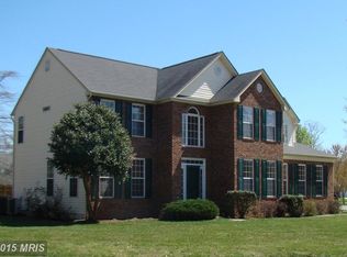 8250 Bishopsgate Ln, White Plains, MD