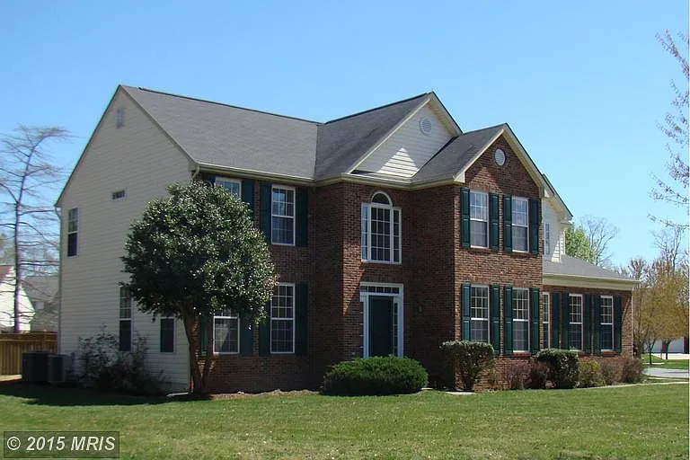 8250 Bishopsgate Ln photo 1