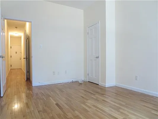 Rented by Compass | media 24