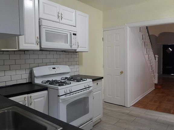 5th image of 1711 N Stillman St