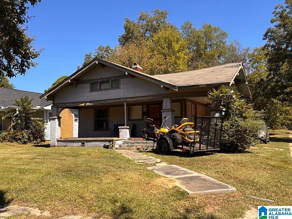 2nd image of 331 12th St SW