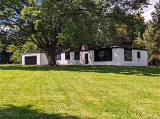 4845 Velasko Rd, Syracuse, NY 13215