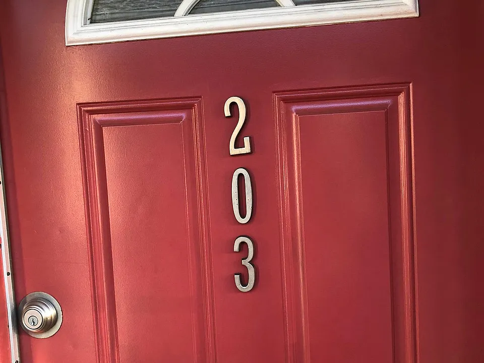 1080 Temple Ave #203