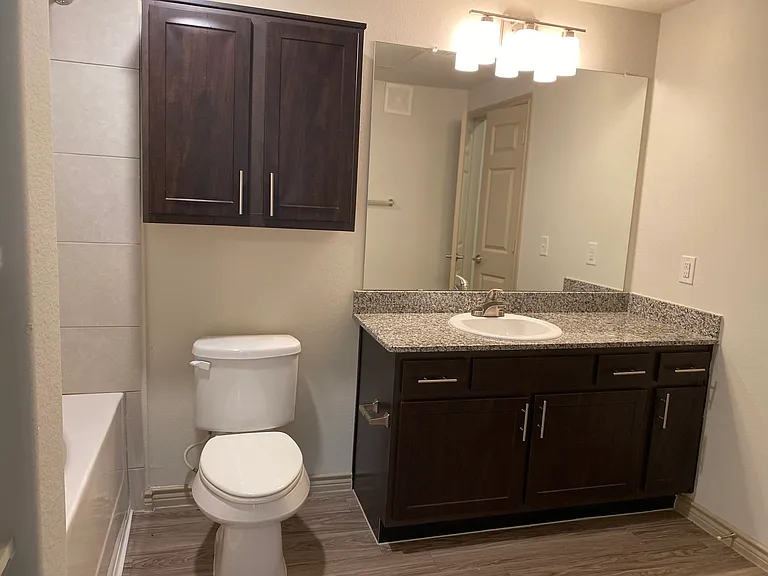 Bella Palazzo Luxury Apartment Community — Photo 34