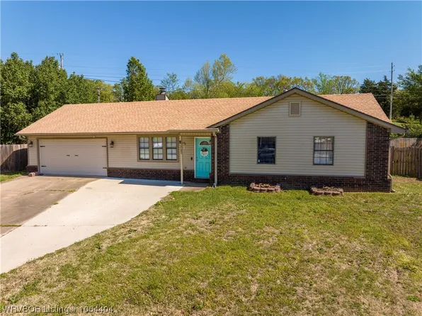 2102 Aspen Ter, Greenwood, AR 72936