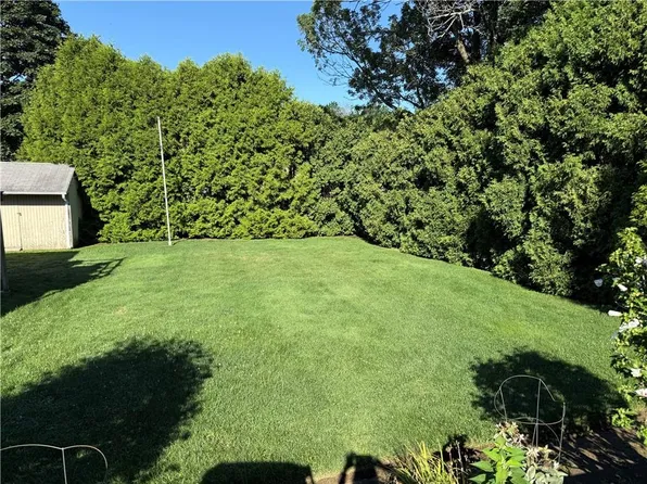 0 Thelma St, Providence, RI 02904
