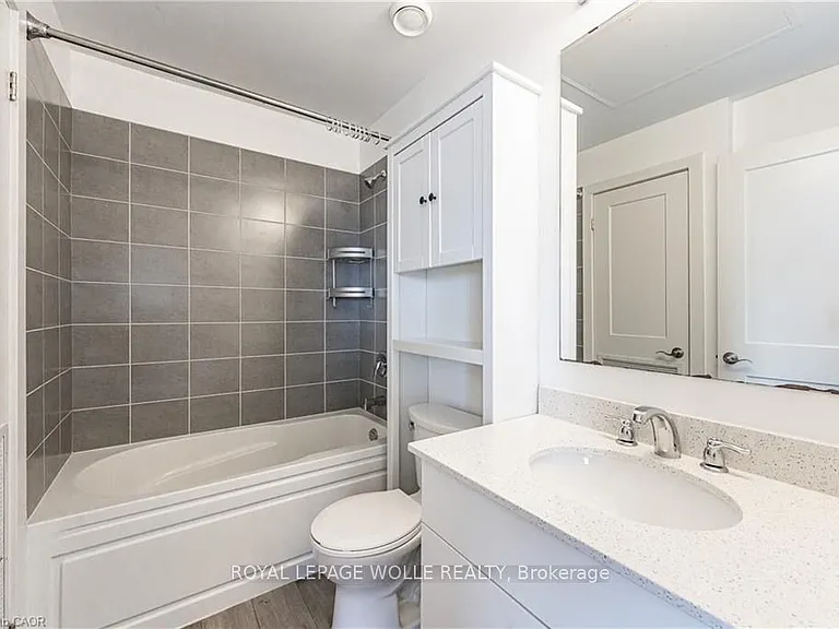 255 Northfield Dr E #302 — Photo 18