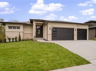 514 Turnbridge Dr, Raymore, MO 64083