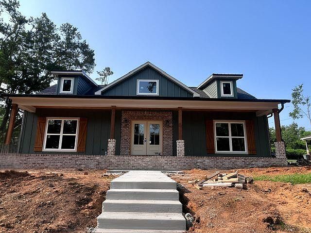 1st image of 400 Alabama St