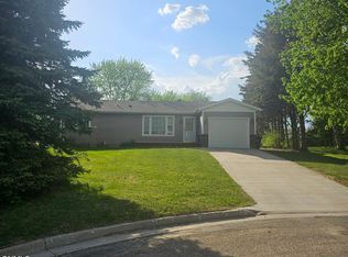 2103 4th St NE, Jamestown, ND 58401