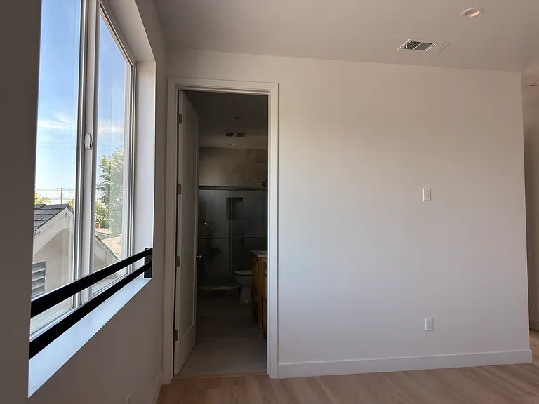 22657 Valerio St #7402 — Photo 25