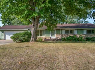 823 E Lilac Rd, Beloit, WI 53511