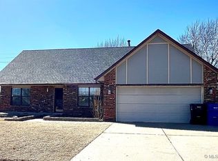 2508 S Fir Ave, Broken Arrow, OK 74012