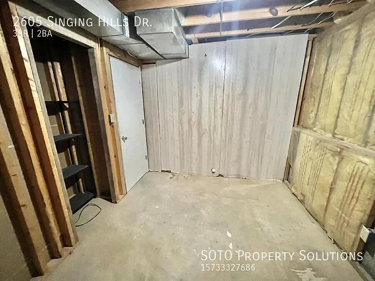 2605 Singing Hills Dr — Photo 41