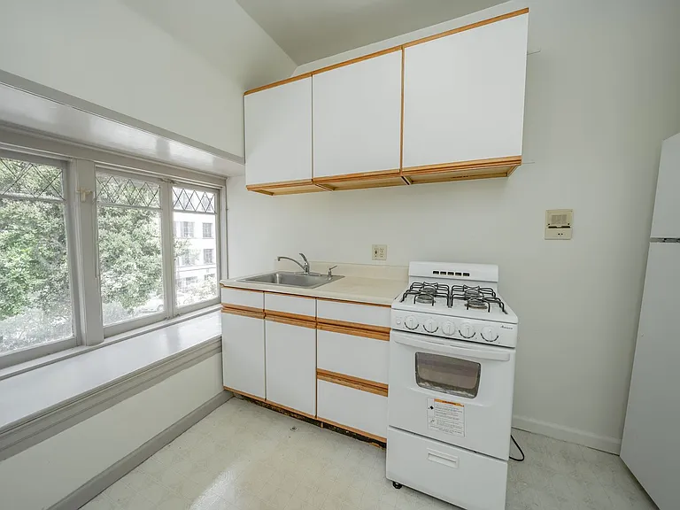 2267 Hearst Avenue — Photo 5