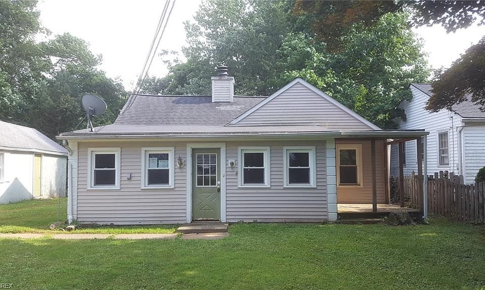 1st image of 7700 Fairview Ave