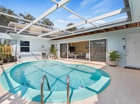 1172 Surf Rd APT A5, Riviera Beach, FL 33404