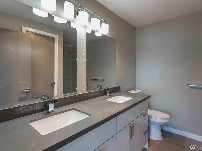 1530 Aurora Ave N #400 — Photo 8