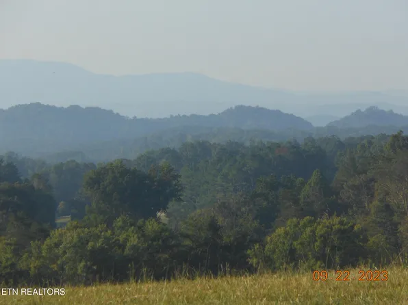 6335 Nine Mile Rd, Maryville, TN 37801