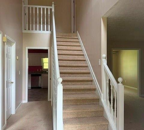 2nd image of 701 Evergreen Dr