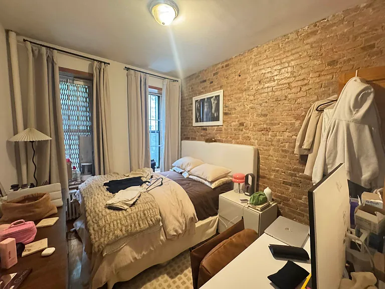 530 E 13th St #3 — Photo 8