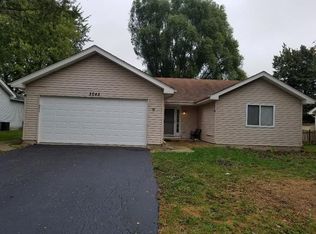 3045 Bangor Ln, Aurora, IL 60504