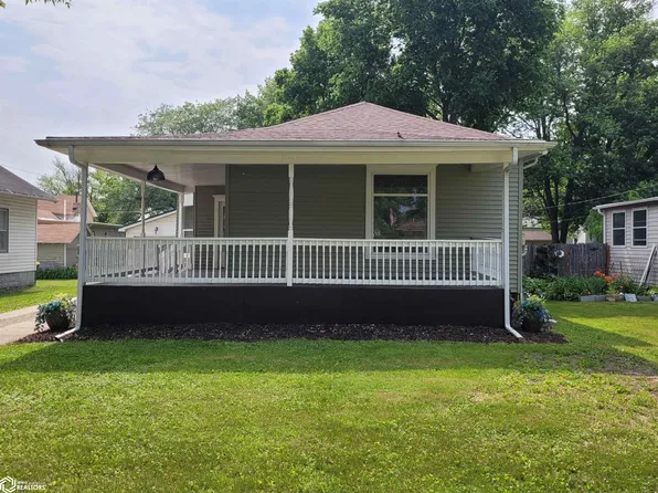 804 N Sycamore St, Creston, IA 50801