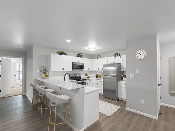 Rivers Edge Apartments | 100 Corrina Blvd, Waukesha, WI