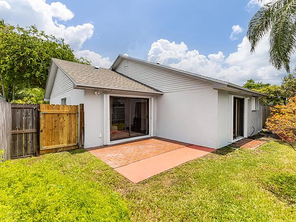 2nd image of 8210 SW 41st Street