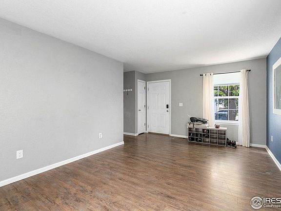 3rd image of 1658 Box Prairie Cir