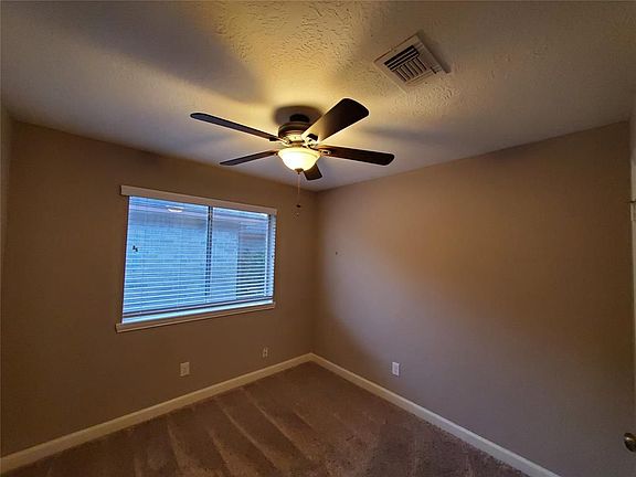 4th image of 2950 High Plains Dr