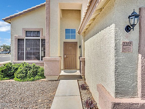2nd image of 2202 N 116TH Drive