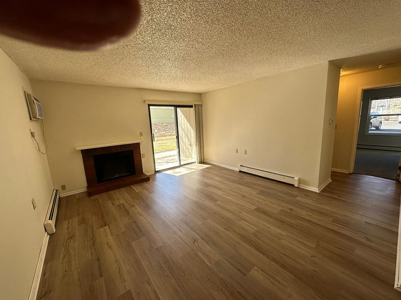 2 bed, 813 sqft, $1,495 — Photo 1