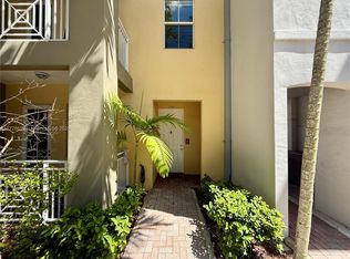 350 SW 13th Ter #350, Fort Lauderdale, FL 33312