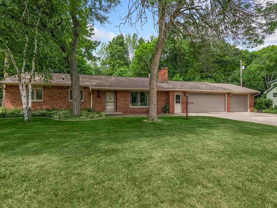1st image of 2541 Little Creek Ln