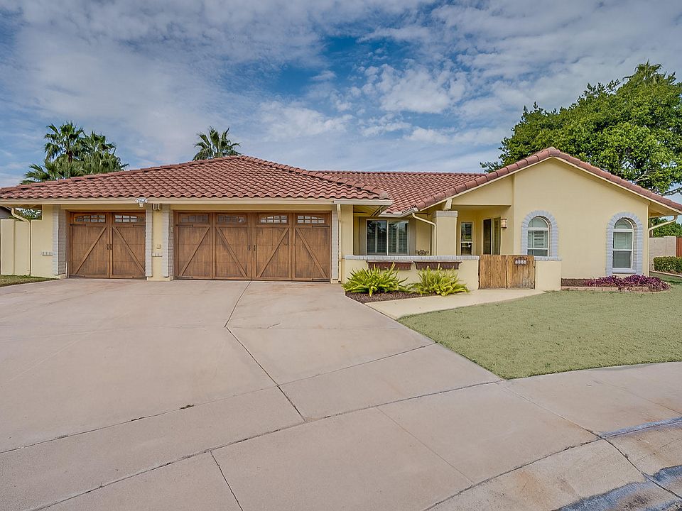 1st image of 2558 W Medina Ave