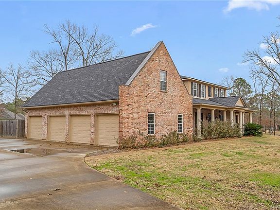 3rd image of 4928 Willow Chase Dr