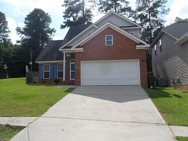 1st image of 2905 Aylesbury Dr
