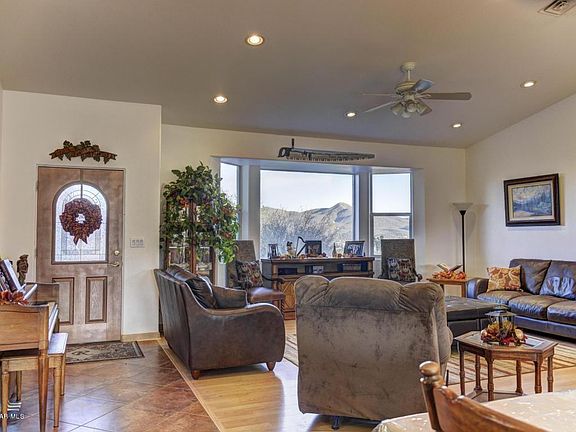 2nd image of 2560 S Colina Ln