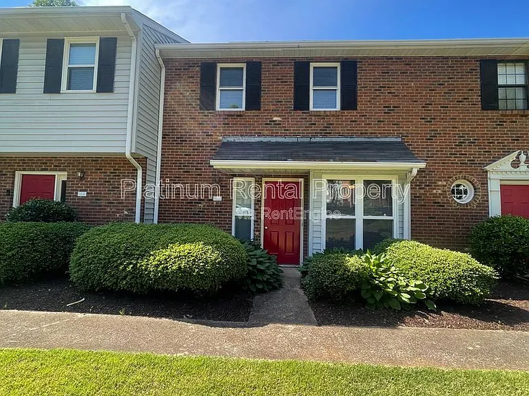 1125 Jamestowne Trl — Photo 1