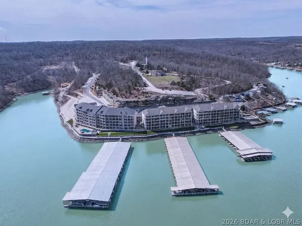 248 Plaza Gardens Ct Unit 1B, Camdenton, MO 65020