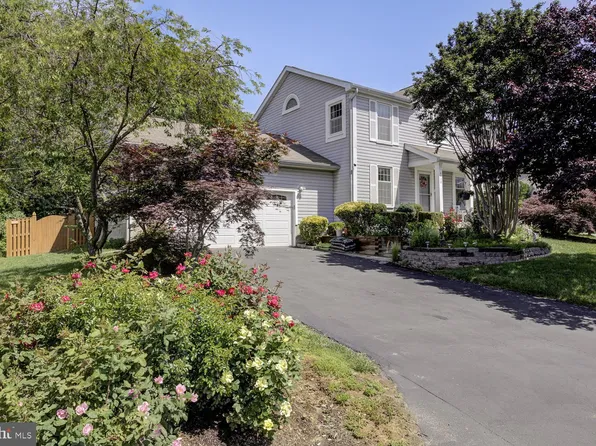 4212 Falconwood Pl, Burtonsville, MD 20866