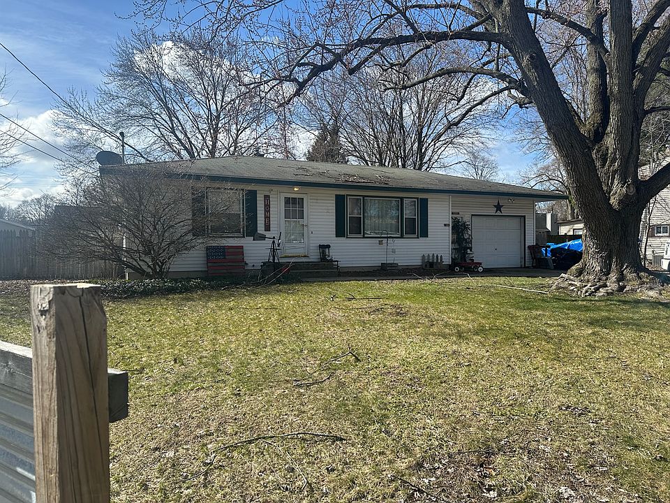 1st image of 148 47th St SE