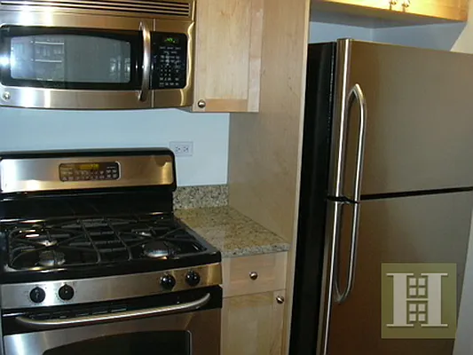 Rented by Halstead Real Estate | media 21