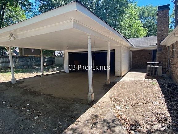 2nd image of 5284 Pipers Gap Dr