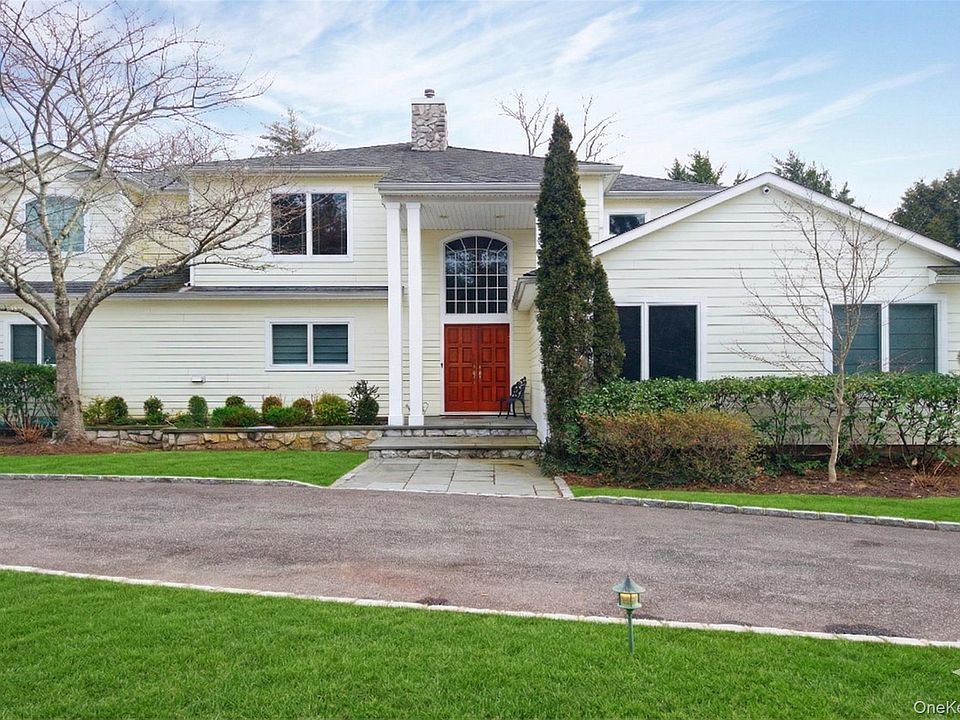 1st image of 9 Meadowbrook Lane