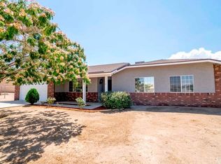 11224 Hemlock Ave, Hesperia, CA 92345