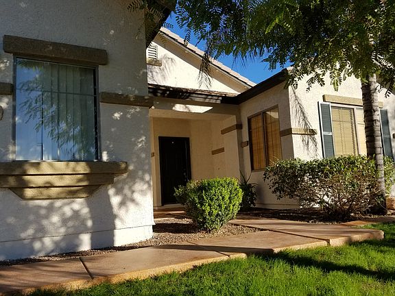 5th image of 1081 N Kirby St